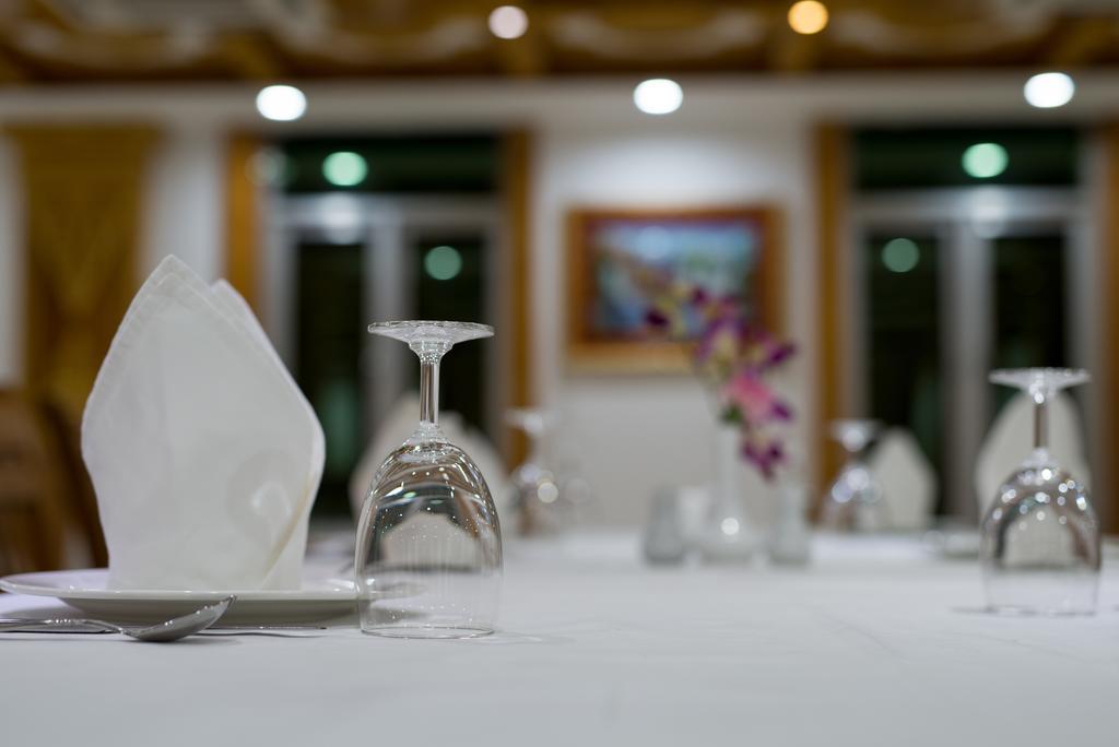 Su Tine San Royal Palace Hotel Bagan Buitenkant foto