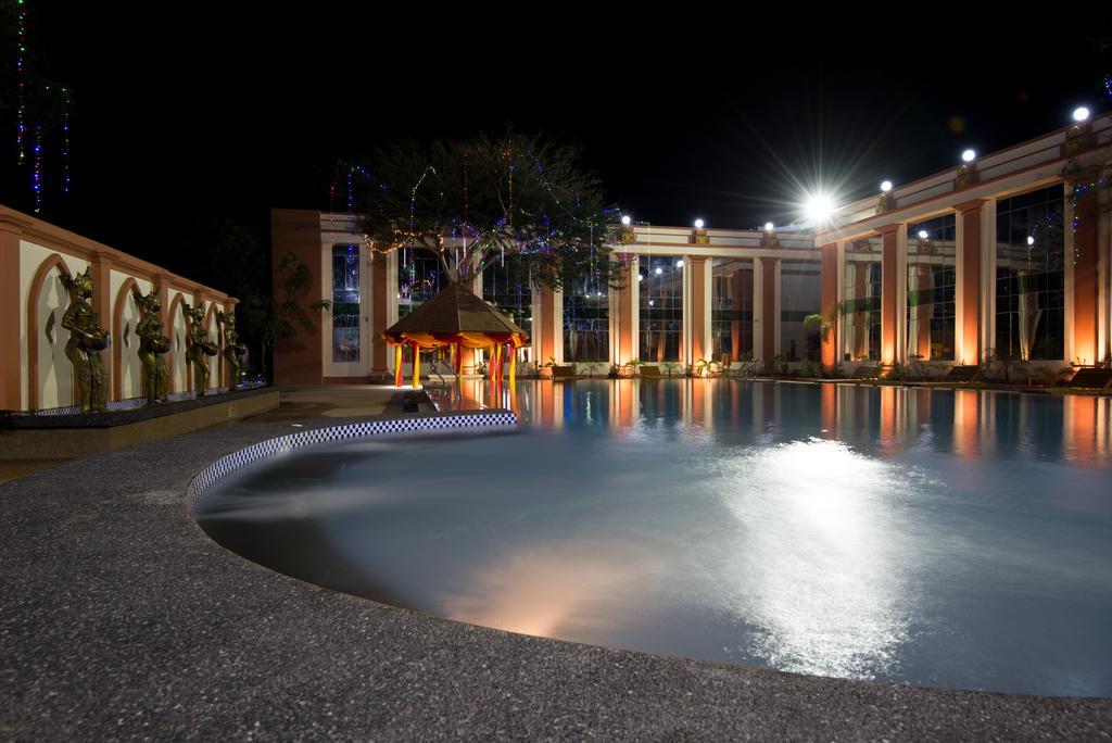 Su Tine San Royal Palace Hotel Bagan Buitenkant foto