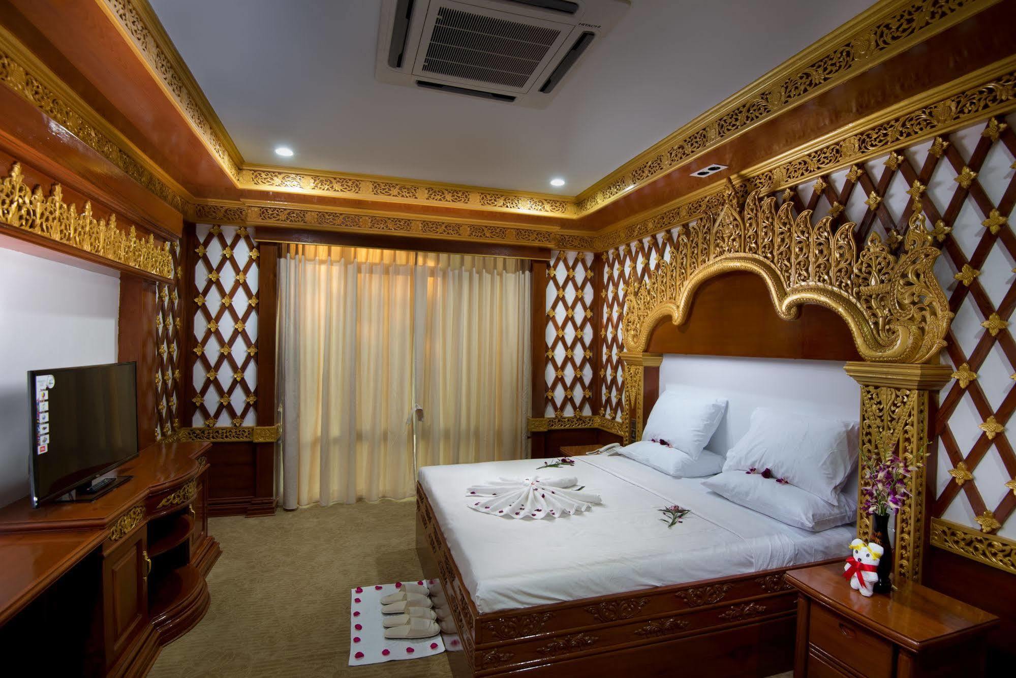 Su Tine San Royal Palace Hotel Bagan Buitenkant foto
